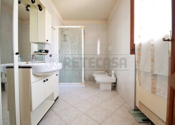 bagno piano terra - Casa semi indipendente Via Mason 19, Gambellara - foto 6