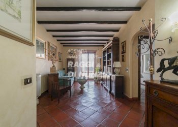 0002.jpg - Attico Via Felice Ferri 18, Frascati - foto 3