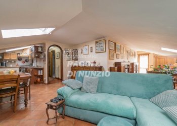 0025.jpg - Attico Via Felice Ferri 18, Frascati - foto 24