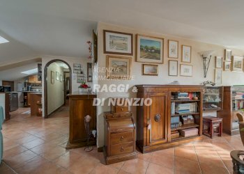 0027.jpg - Attico Via Felice Ferri 18, Frascati - foto 26