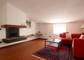 vendesi villa ristrutturata con parco luccaIMG_976 - Villa Via del Cimitero di Ciciana, Lucca - foto 27