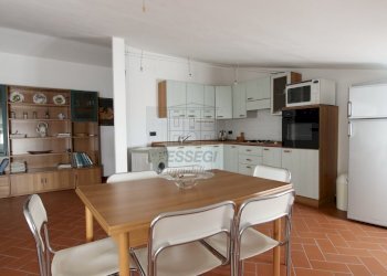 vendesi villa ristrutturata con parco luccaIMG_976 - Villa Via del Cimitero di Ciciana, Lucca - foto 30