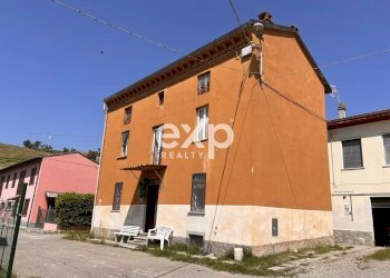 Casa indipendente Frazione Lumello, Ponte Nizza - foto 2