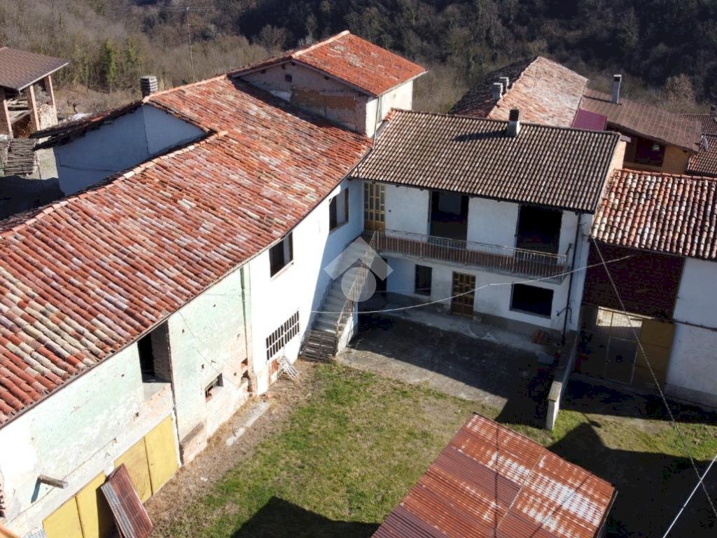 Casa indipendente Via Oddone, Villamiroglio - foto 1