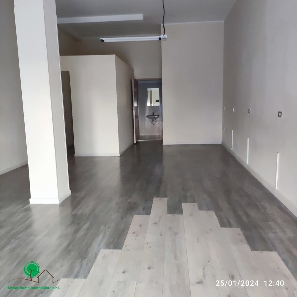 Locale Commerciale Roma Numero civico 16, Triggiano - foto 3