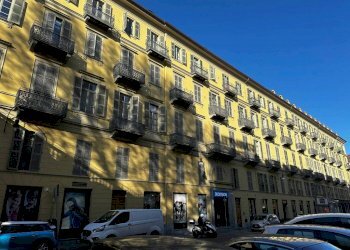 Facciata - Casa indipendente via Ciriè, Torino - foto 40