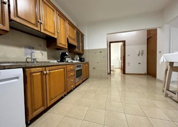 20240209_172200000_iOS 4.jpg - Appartamento Viale Maiella 23/A, Francavilla al Mare - foto 11