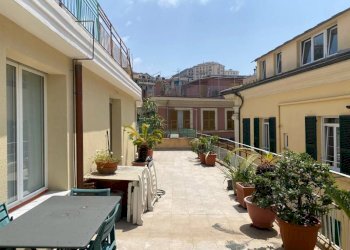 Terrazzo - Attic piazza della Nunziata, Genova (neighborhood Centro Storico) - photo 2