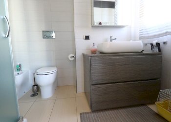 bagno - Appartamento Piazza Giovanni XXIII 13, Taranto - foto 19