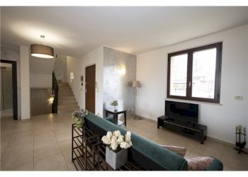 Casa indipendente Via Trento, 34, Leini - foto 5