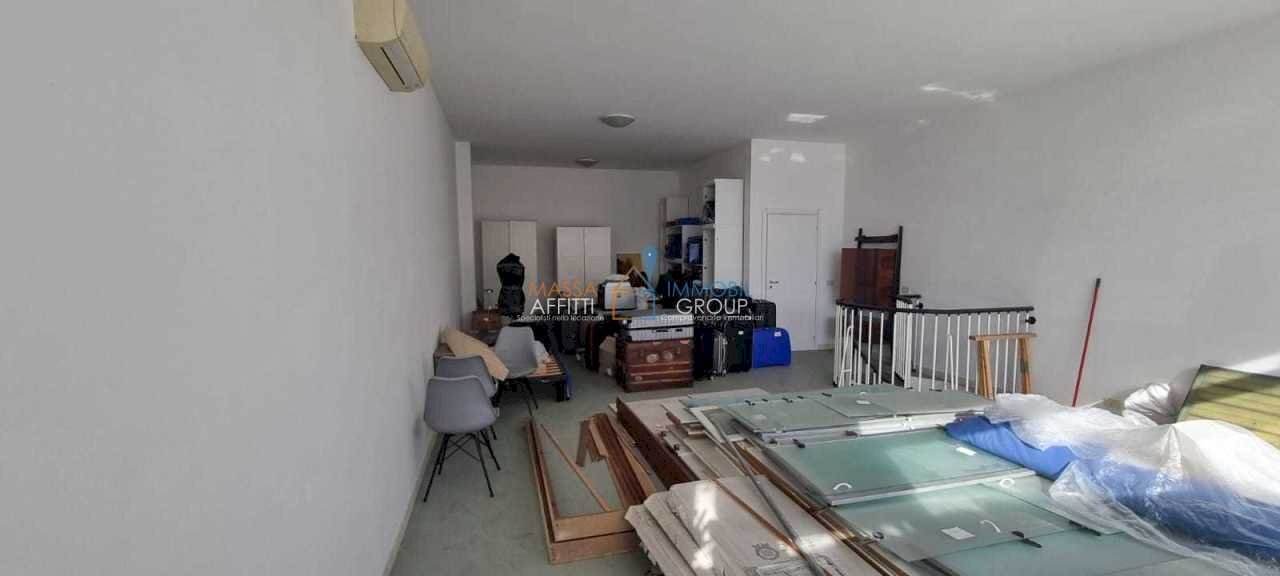 WhatsApp Image 2024-02-19 at 10.13.11 (1).jpeg - Office Via Toniolo 19, Carrara - photo 1
