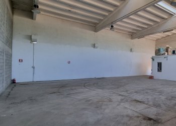 nazzano.jpg - Commercial Premises Carrara - photo 1