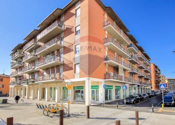 Locale Commerciale Bergamo (zona Loreto) - foto 1