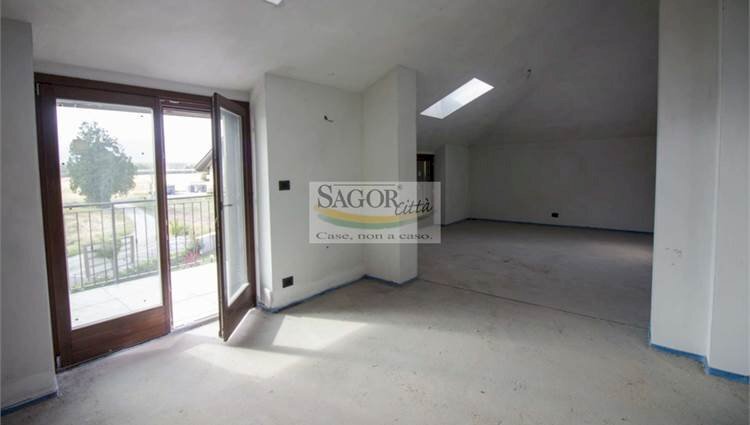 Three-room apartment Pinerolo - photo 2