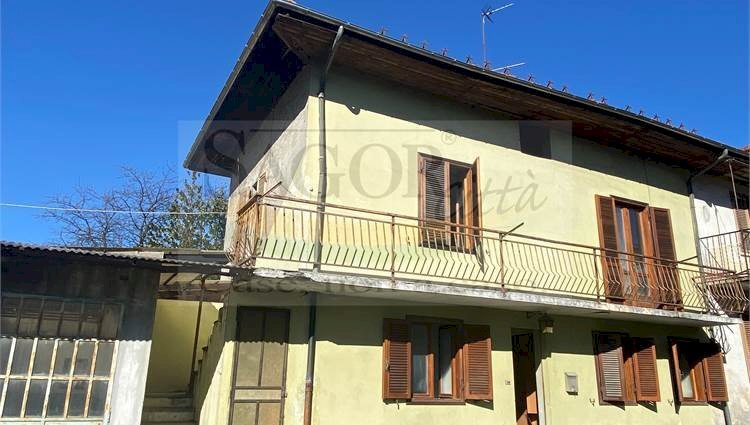Portion of a house Pinasca - photo 1