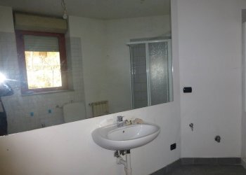 Four-room apartment Via Circonvallazione, Verrès - photo 9