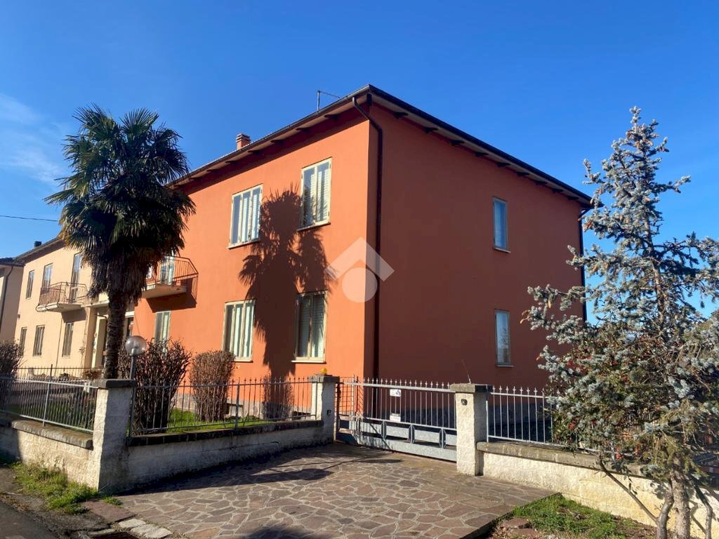 Casa indipendente Via Sillaro, Casalfiumanese - foto 1