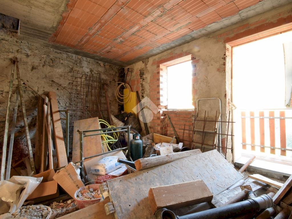 Two-room apartment Via Hugonin, Chatillon - photo 3