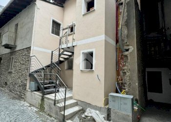 Two-room apartment Via Hugonin, Chatillon - photo 11