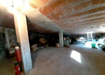 Box auto - Trilocale Località Vermaglio, Piateda - foto 17