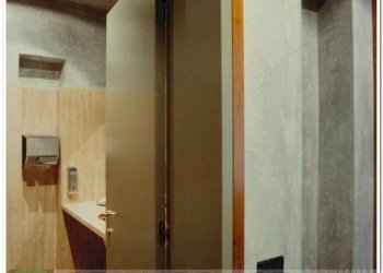 Interno palazzo - Shop via Andrea Fantoni, 1, Alzano Lombardo - photo 42