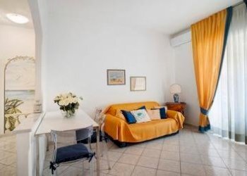 soggiorno - Quadrilocale Via Roma, Alassio - foto 2