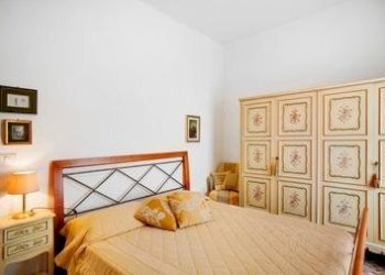 camera da letto - Quadrilocale Via Roma, Alassio - foto 12