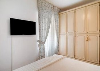 camera da letto - Quadrilocale Via Roma, Alassio - foto 17