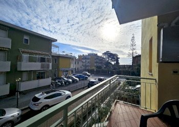 6.jpg - Bilocale via aurelia  196, San Bartolomeo al Mare - foto 6