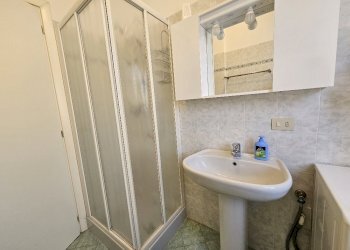 11.jpg - Bilocale via aurelia  196, San Bartolomeo al Mare - foto 12