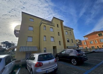 13.jpg - Bilocale via aurelia  196, San Bartolomeo al Mare - foto 14