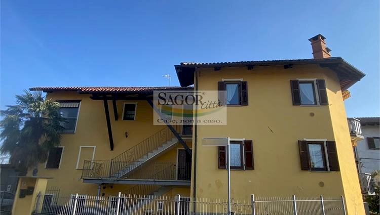 Portion of a house Bricherasio - photo 1