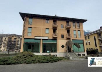 Locale Commerciale Corso Ivrea, Aosta - foto 3