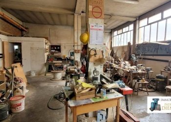 Locale Commerciale Corso Ivrea, Aosta - foto 8