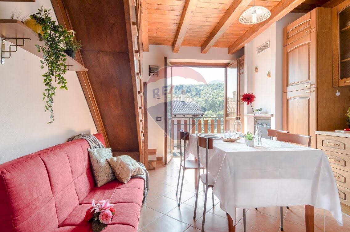 Two-room apartment Via Fratelli Palli, Alta Valle Intelvi - photo 3