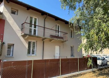 Facciata - Villa via Enrico Toti, Asti - foto 2