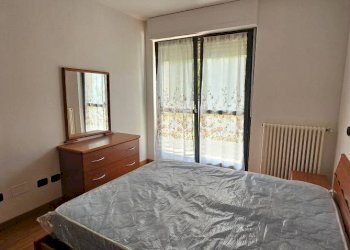 Camera da letto - Two-room apartment Cuneo (neighborhood Donatello) - photo 3