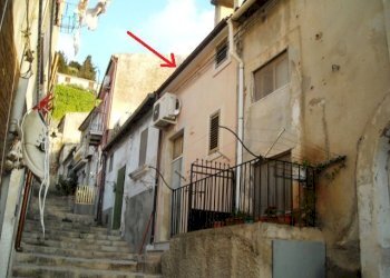 Casa indipendente via Santiglia, Scicli - foto 1