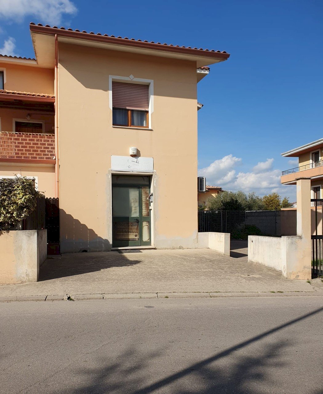 Prospetto esterno (5).jpg - Commercial Premises Senorbì - photo 1
