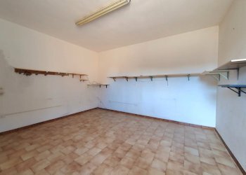 Sala interna (4).jpg - Commercial Premises Senorbì - photo 20