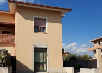 Prospetto esterno (1).jpg - Commercial Premises Senorbì - photo 3