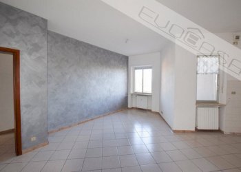 Trilocale Via Vittorio Emanuele II 83, Bricherasio - foto 7