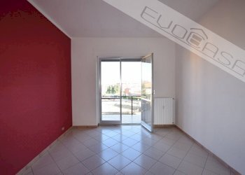 Trilocale Via Vittorio Emanuele II 83, Bricherasio - foto 9