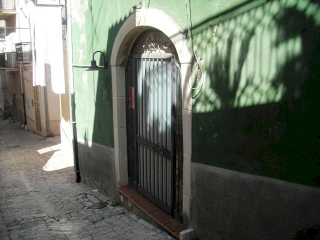 Locale Commerciale via Raffaello, Scicli - foto 2