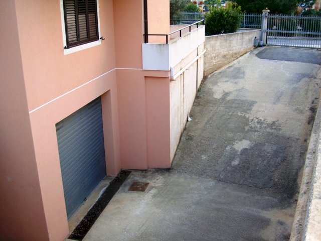 Box viale Europa, Pozzallo - foto 1