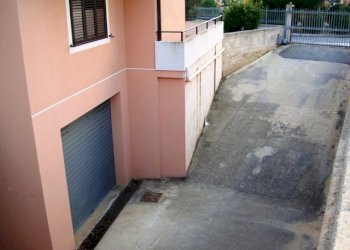 Box viale Europa, Pozzallo - foto 1