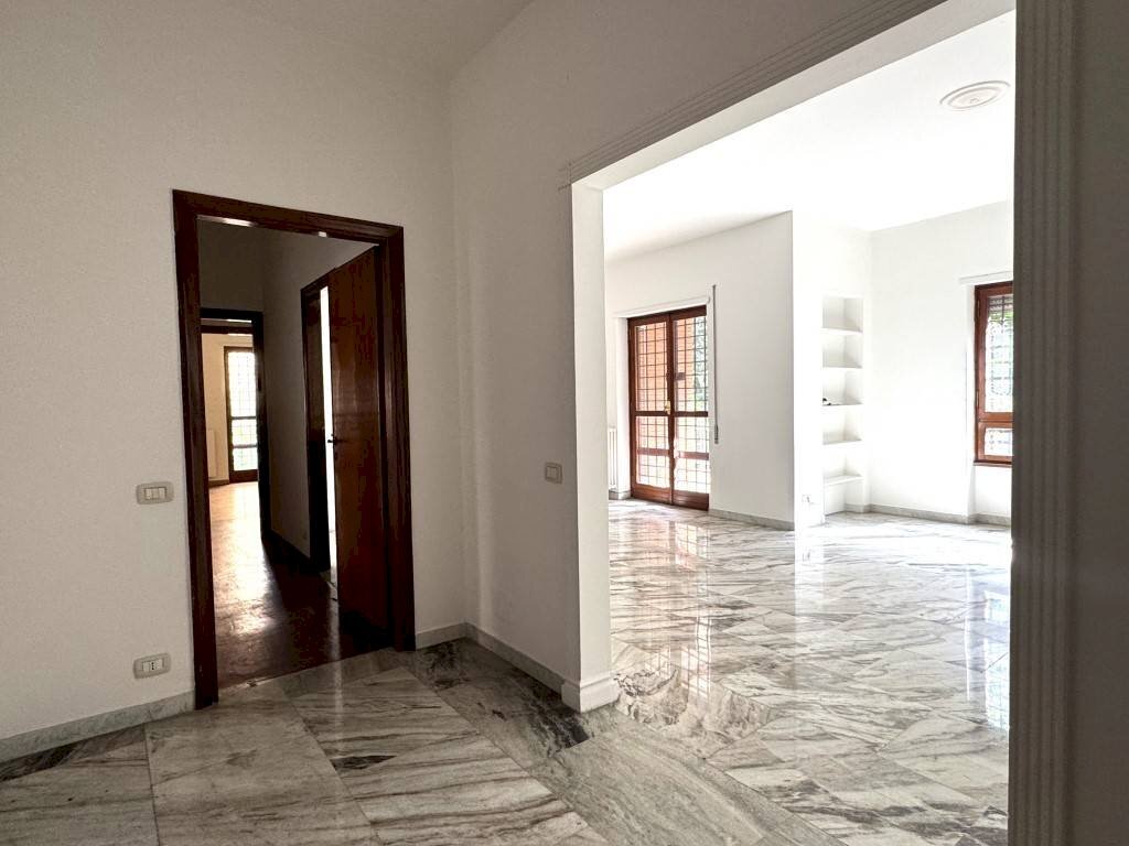Apartment Via Della Camilluccia, Roma - photo 2