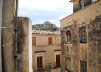 Casa indipendente via Gangia, Scicli - foto 1