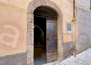 Locale Commerciale Vicolo Santo Stefano, Arpino - foto 4