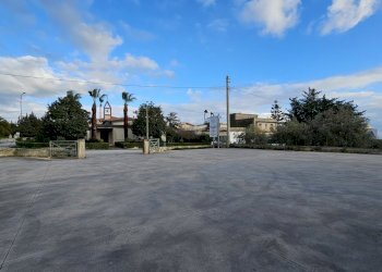 2.jpg - Locale Commerciale Modica - foto 2